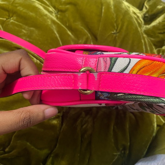 Gucci Floral Crossbody Bag - Picture 2 of 10